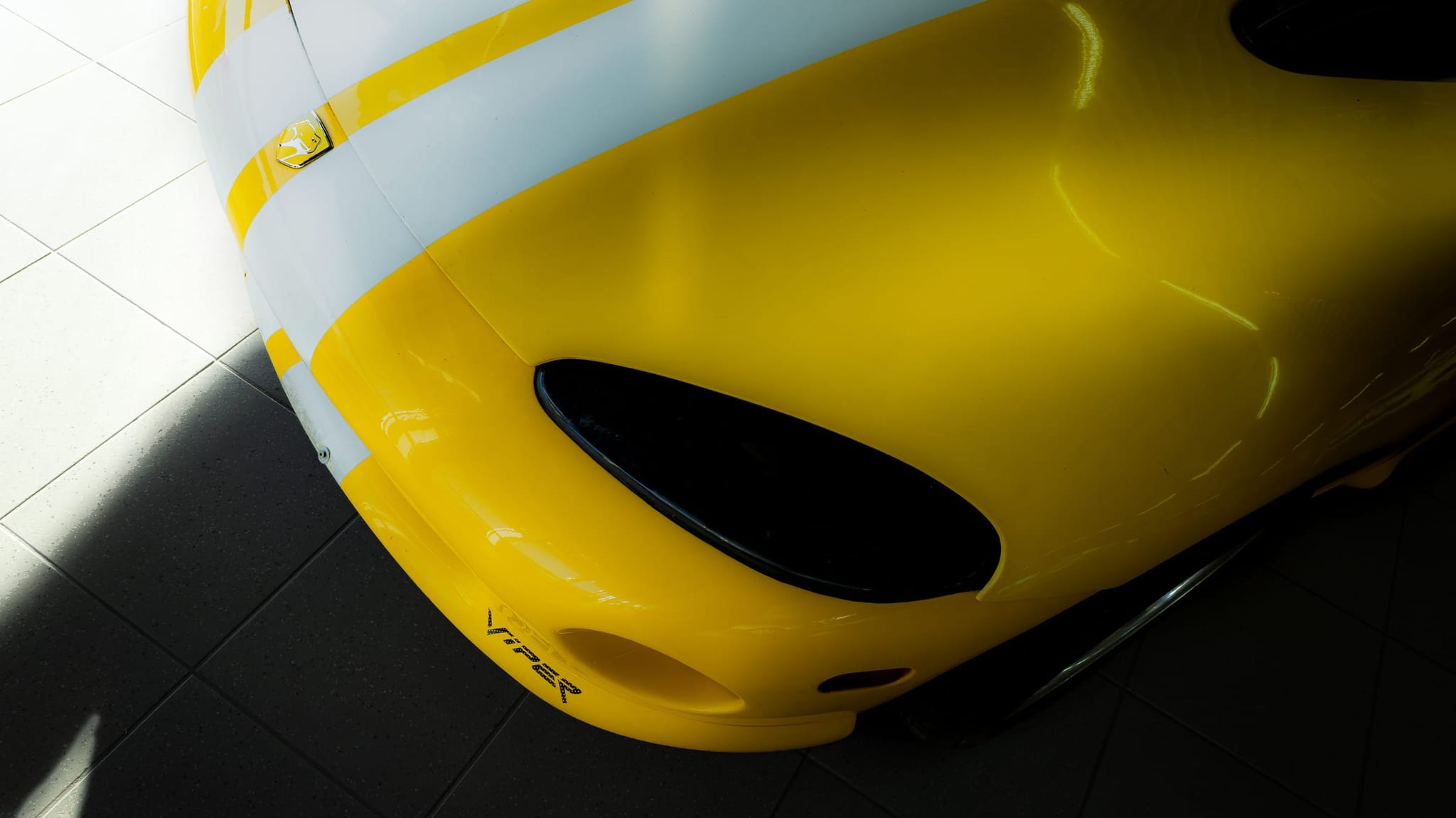 Automobile